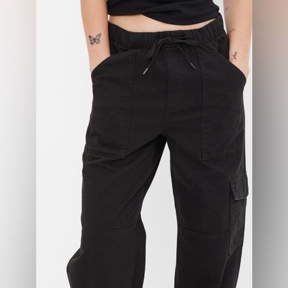 NWT! GAP Black Pull-On Tapered Utility Pants with  Washwell - Size Small💎 - Picture 3 of 7